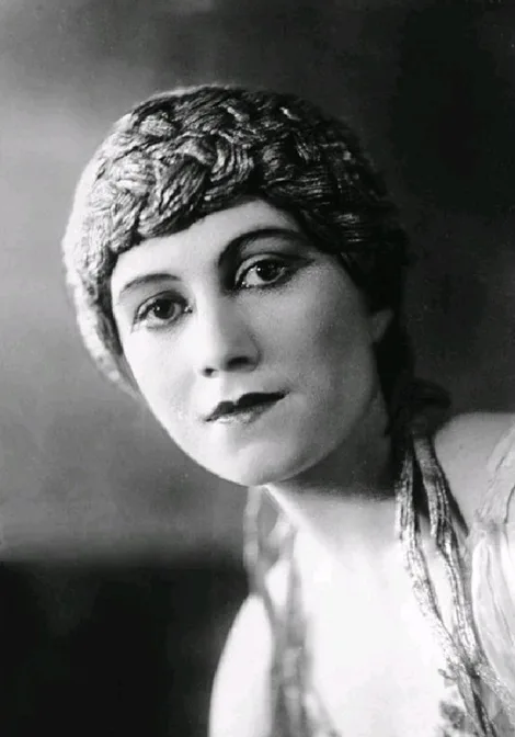 Olha Khokhlova